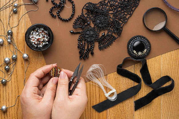 Tips to make earrings