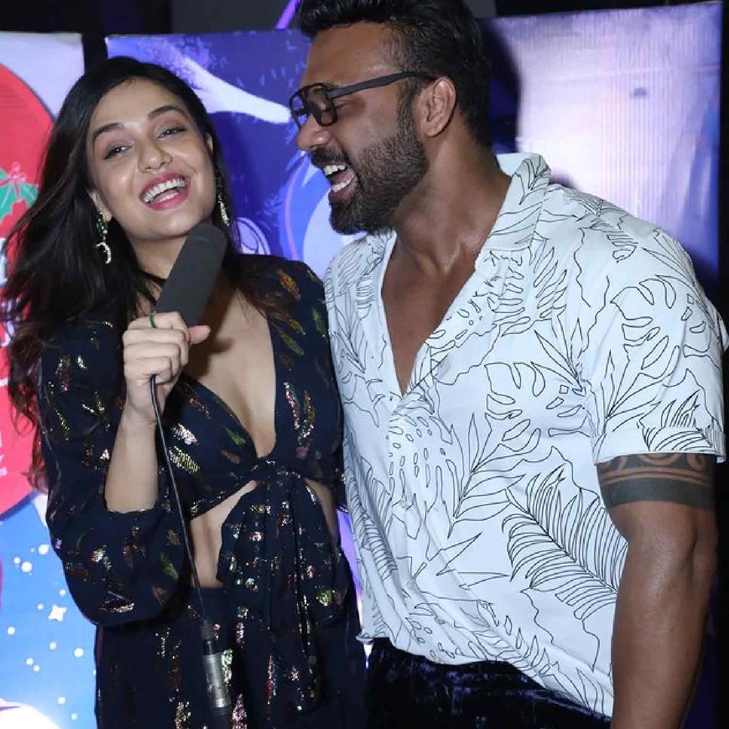 Who Is Divya Agarwal Husband details in hindi