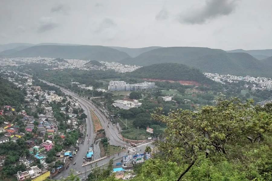 Why so famous kailasagiri