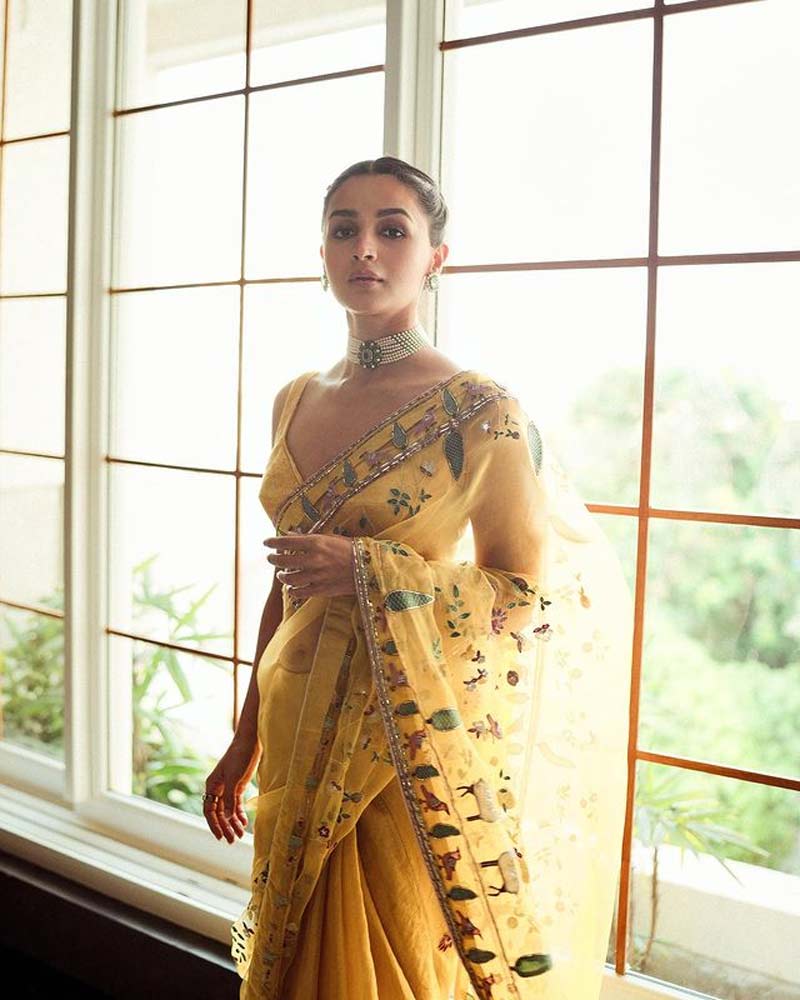 Bollywood Glamour In Six Yards: Alia Bhatt's Iconic Saree Moments To ...