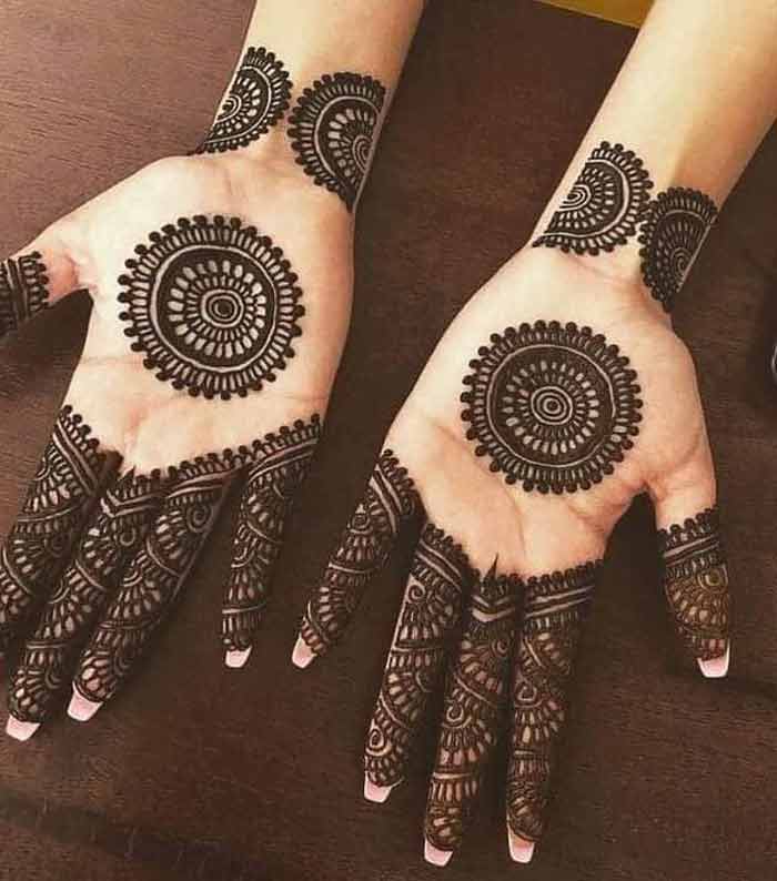 Hartalika Teej Mehndi Design: हरतालिका तीज पर कम समय में लगाएं ये बेहद आसान  लेटेस्ट मेहंदी डिजाइन, हर कोई करेगा तारीफ - Hartalika teej 2023 special  best and easy mehndi design for