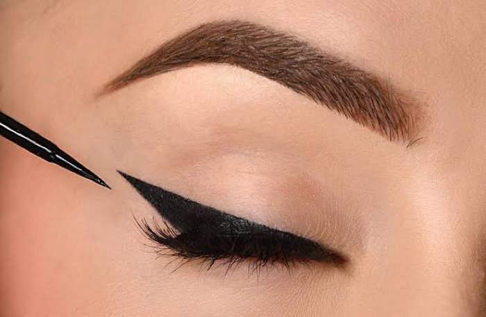 eyeliner