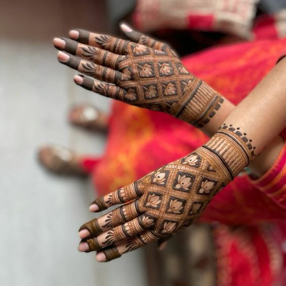 20+ Beautiful Mehndi Designs