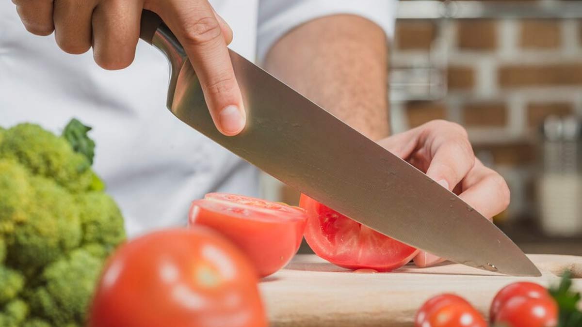 how long should a sharp knife last