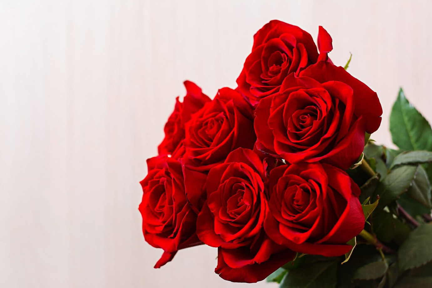 how to celebrate rose day