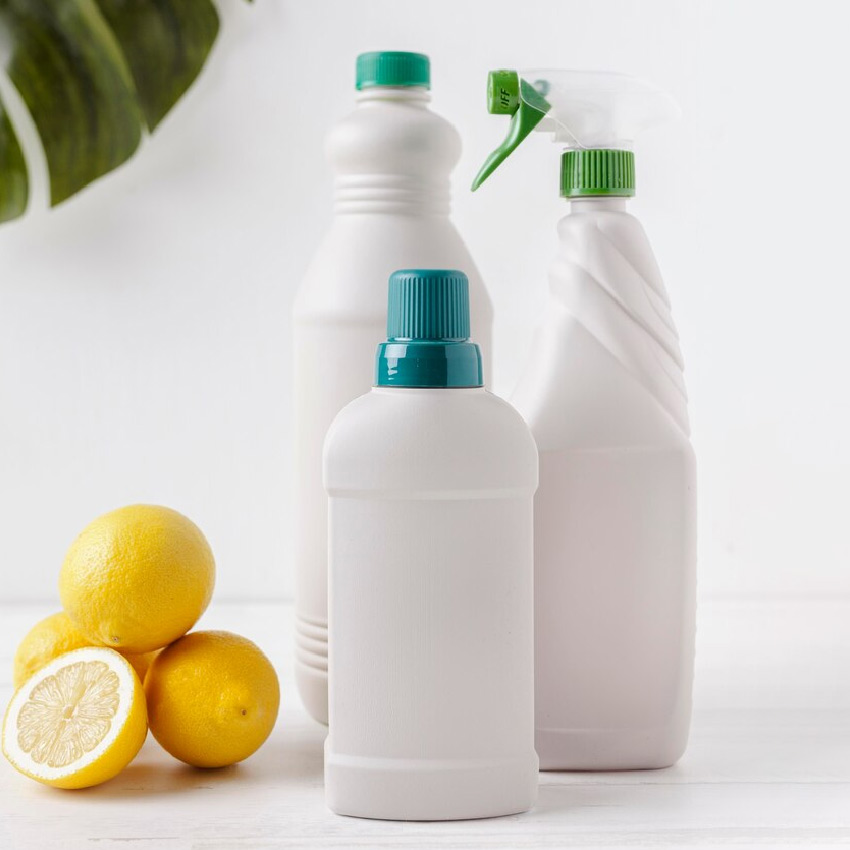 how to clean plastic container with liquid clorine