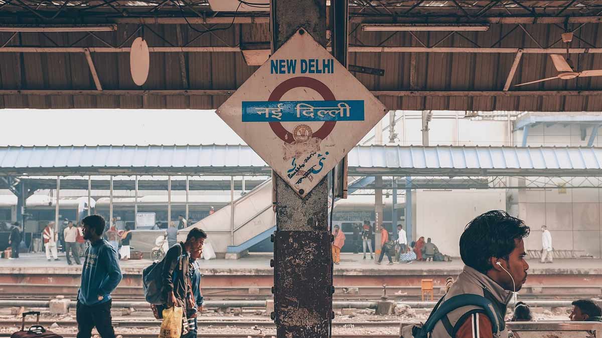 Indian Railway: ट्रेन में झगड़ा होने पर जानें कहां कर सकते हैं शिकायत, जानें पूरी प्रोसेस