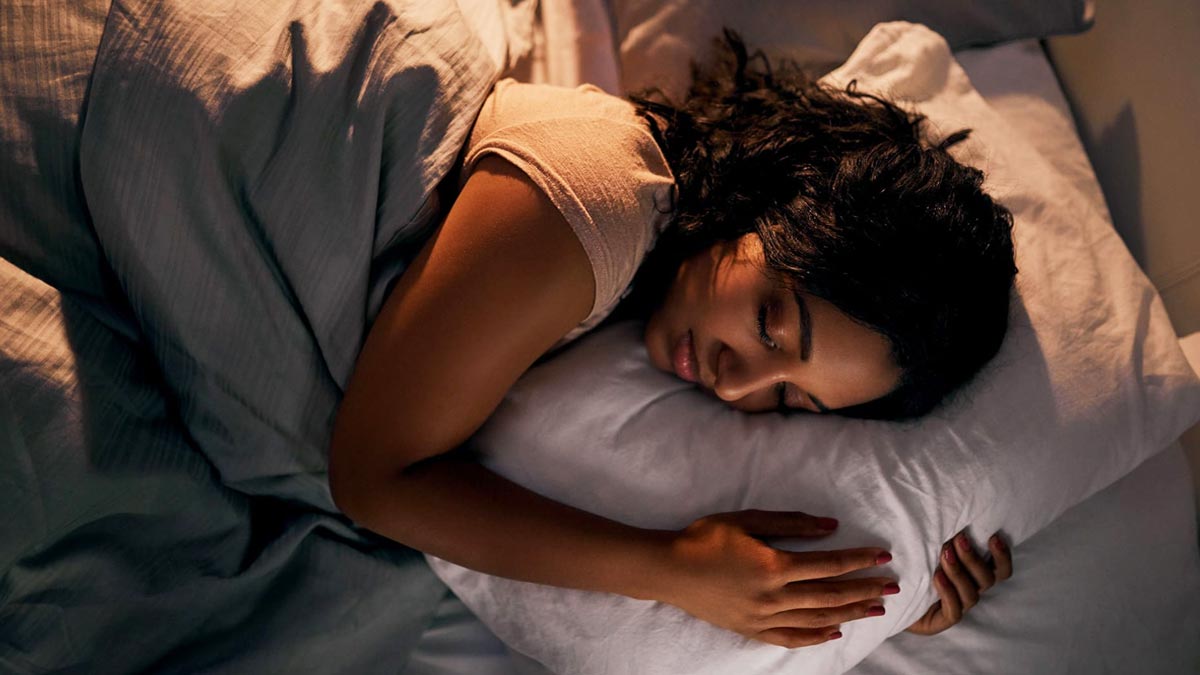 kya bhagavad gita takiye ke niche rakh sakte hain