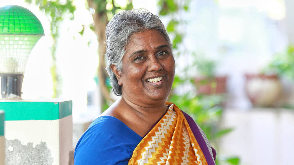 Puranam Amma : அரசுப் பள்ளிக்கு 7 கோடி மதிப்பிலான நிலத்தை தானமாக வழங்கிய பெண்!