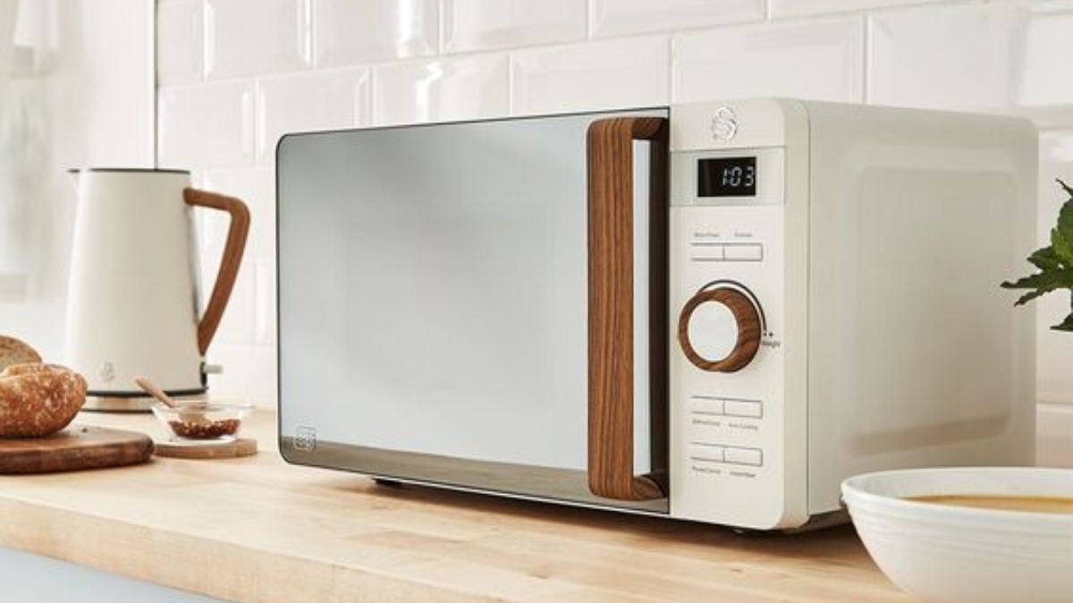 Best microwave under deals 10000