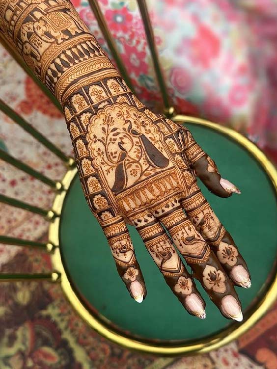 mughal art inspired mehndi designs