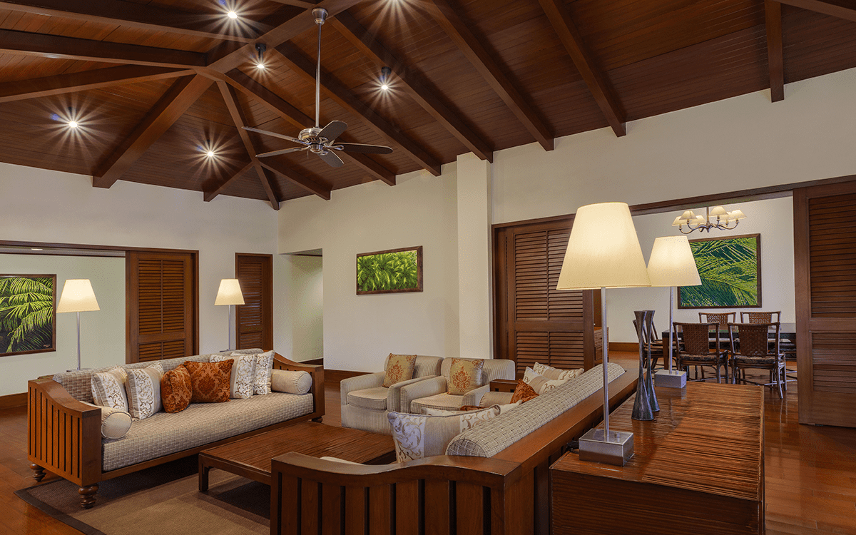 presidential suite living room