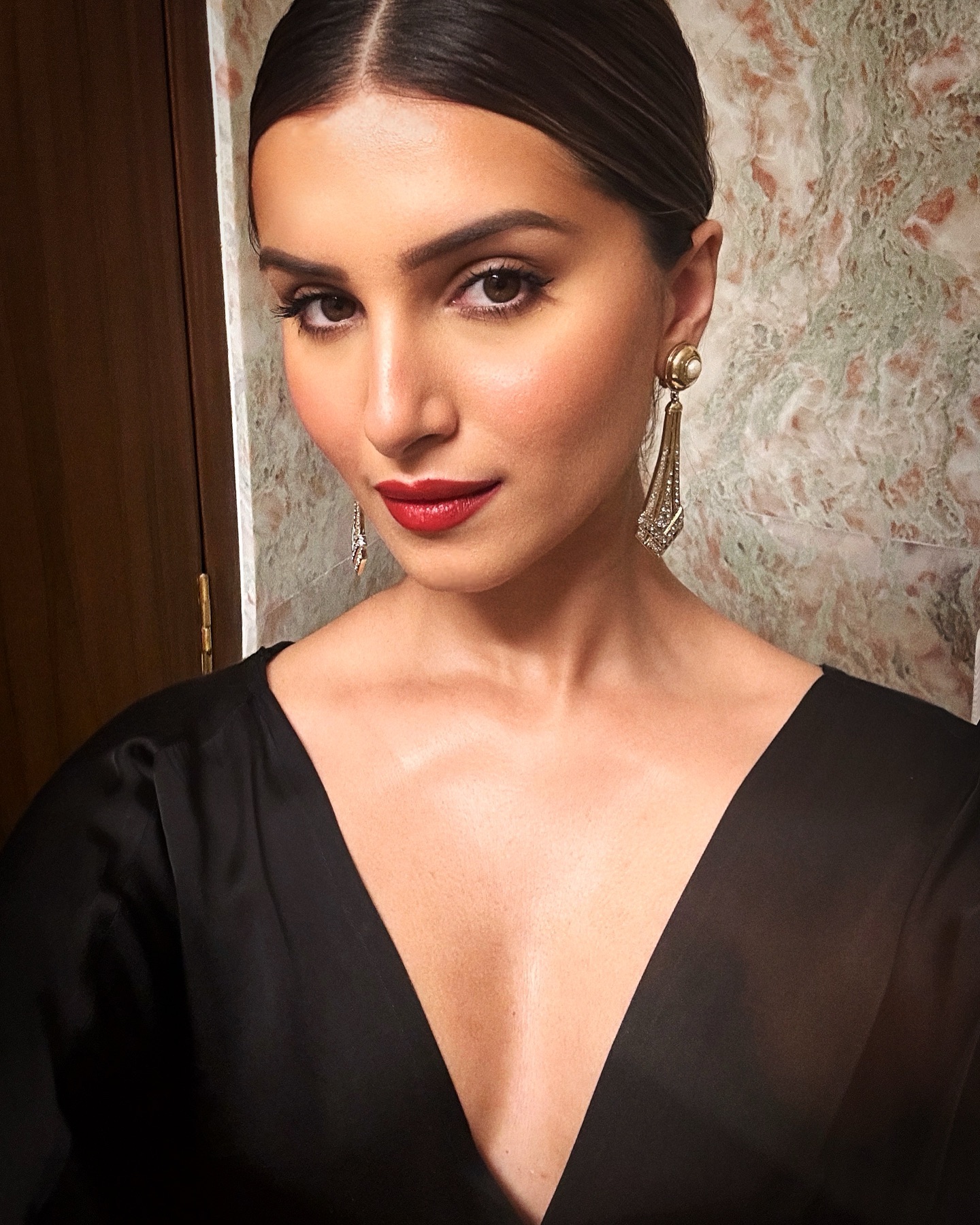 red lip colour shade