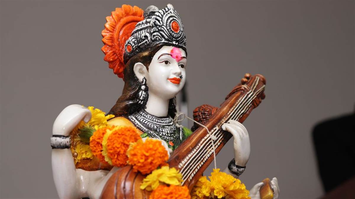 saraswati puja