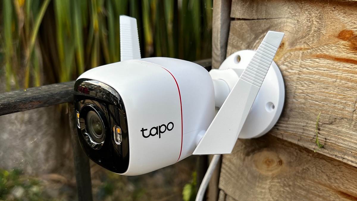 TP-Link's Tapo C220 Smart Camera elevates home security with high  definition recording and AI detection