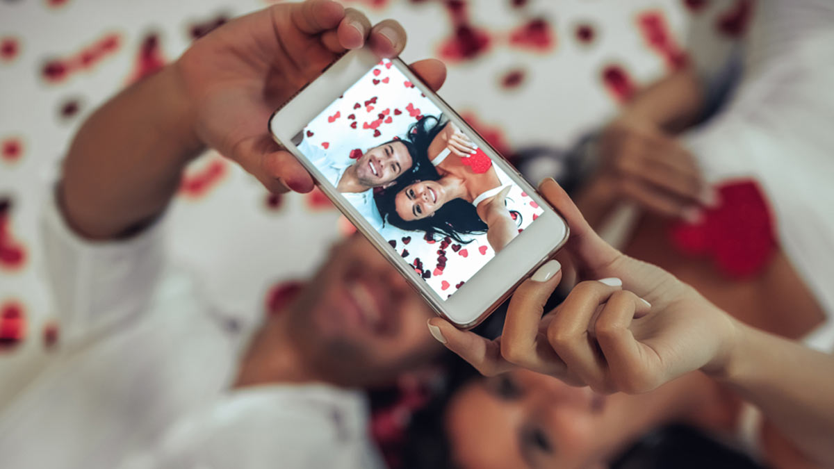 Valentine’s Day Reel Songs: 6 Hindi Romantic Songs To Add To Instagram Stories And Posts