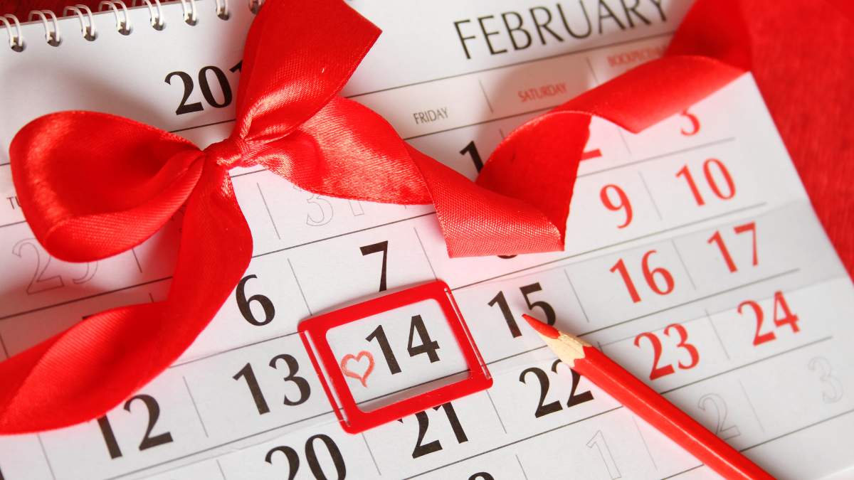 Сколько дней прошло с 14 февраля 2024. 14 Февраля календарь. Скоро день влюбленных.
