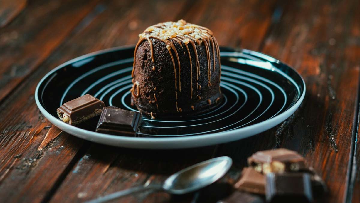 Chocolate Day पर इन टेस्टी डेजर्ट से कराएं पार्टनर का मुंह मीठा