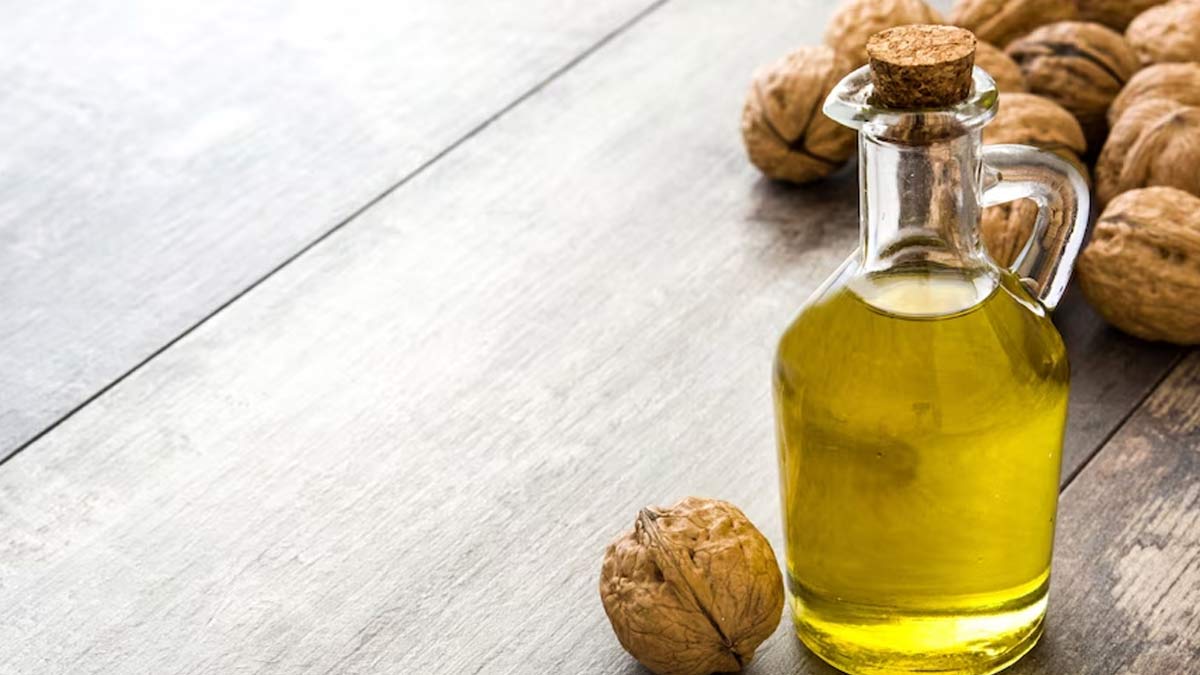 Walnut Oil Benefits : சரும ஆரோக்கியத்திற்கு வால்நட் எண்ணெய்யை பயன்படுத்துங்க