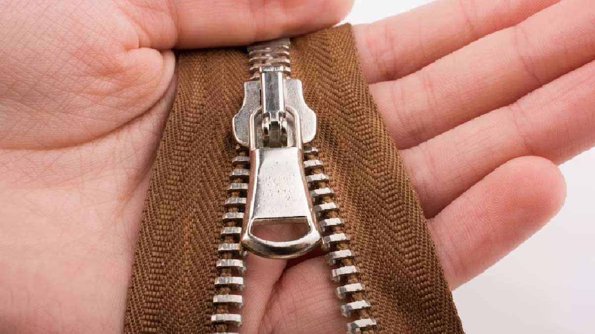 किसी भी तरह के जिपर पर जमे नमक के दाग को चुटकी में ऐसे करें साफ how