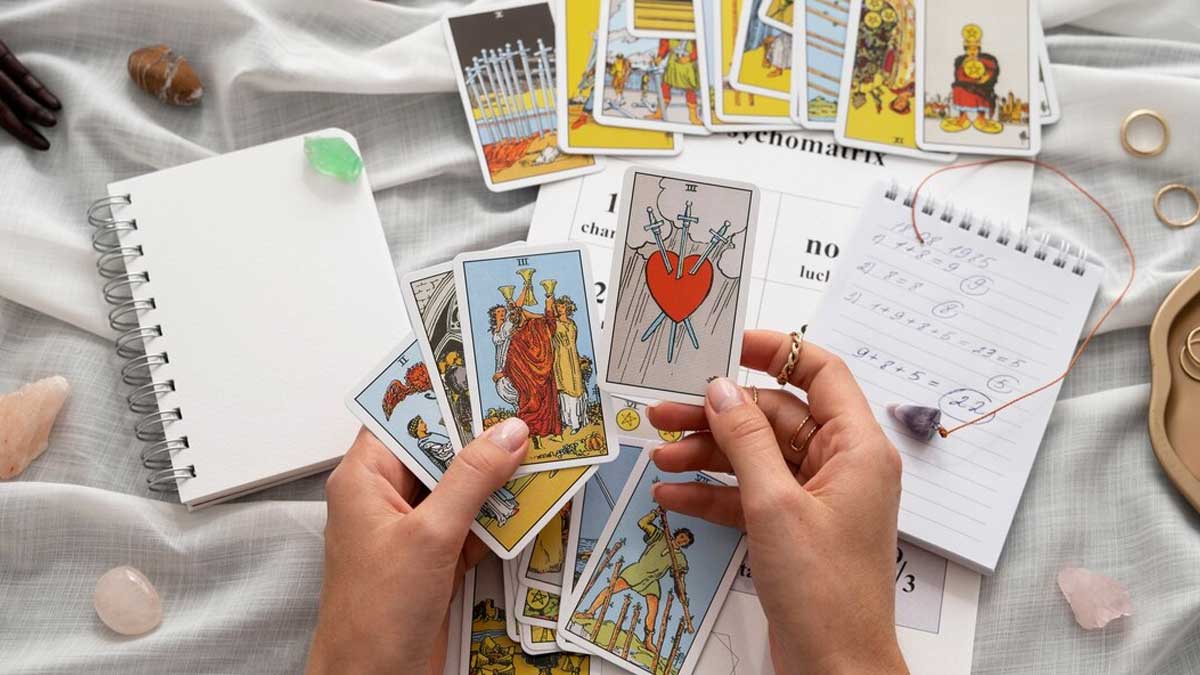 Weekly Tarot Reading From January 29 To February 4, 2024: 3 Sun Signs Will Face Hindrances At Work