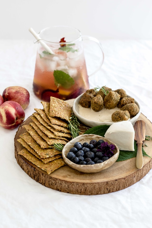 Cheese And Cracker Platter