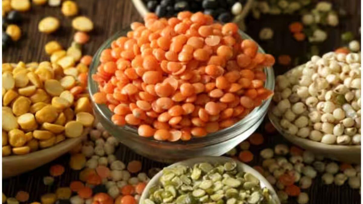 Donate these  types of dal for Prosperity