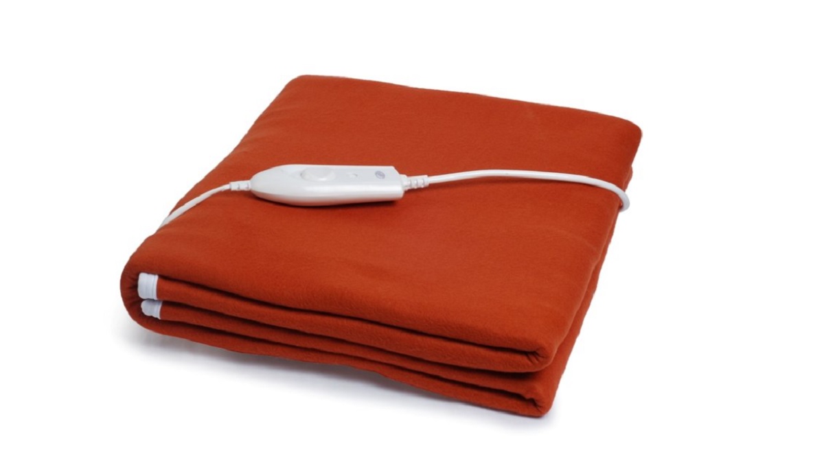 Amazon Sale 2024 पर मिल रहे सबसे सस्ते Electric Blankets amazon sale