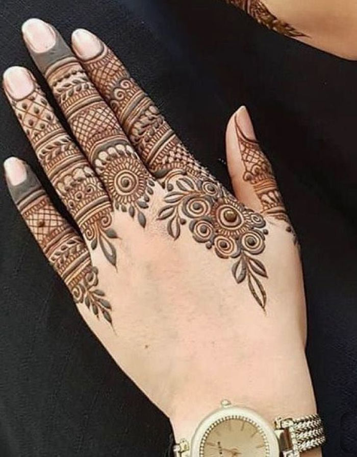 Freestyle Finger Henna Designs