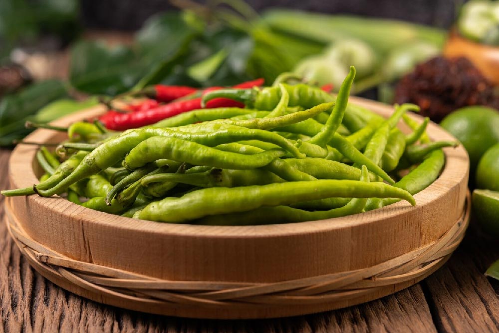 Green chilli pickle recipe in hindi