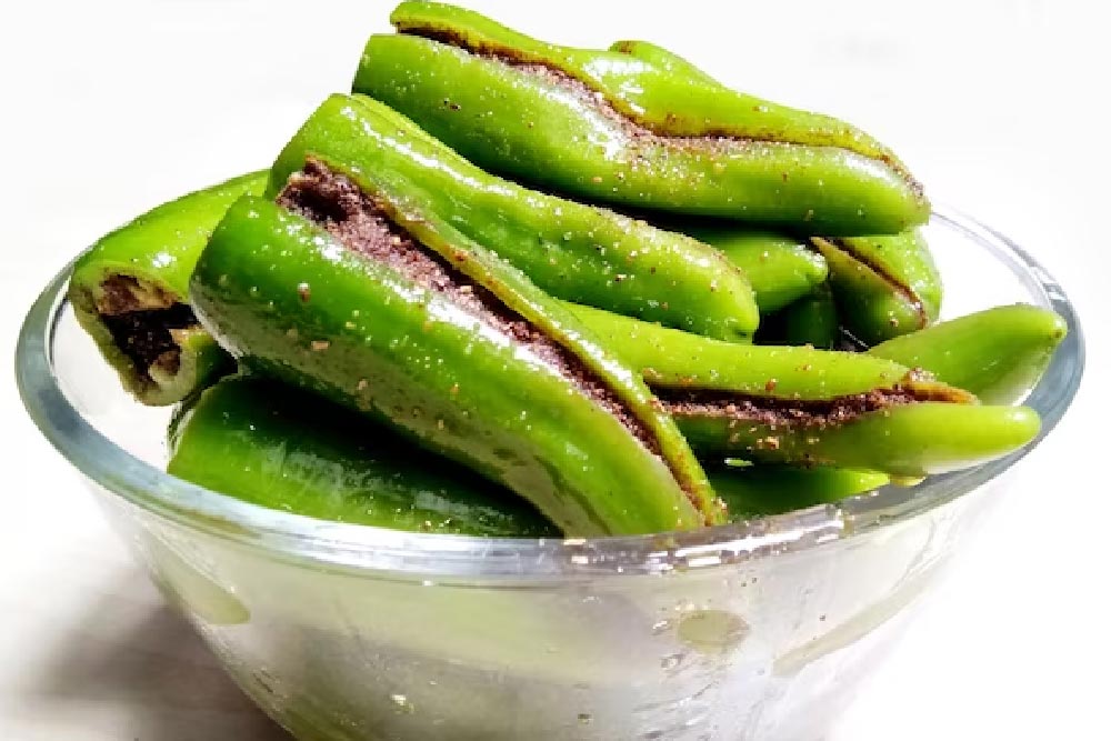 Green chilli pickle recipe