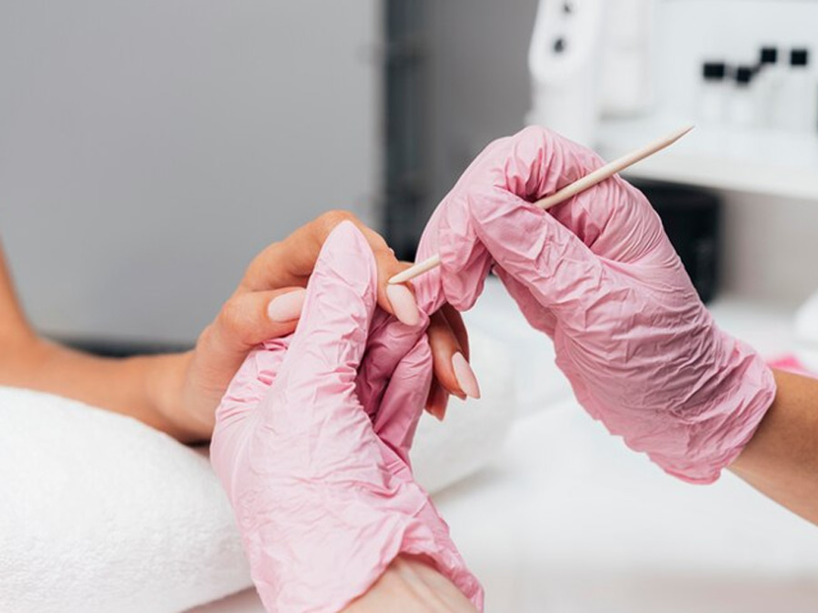 Nail Extension Removal घर बैठे हटाना चाहती हैं नेल एक्सटेंशन, तो इन
