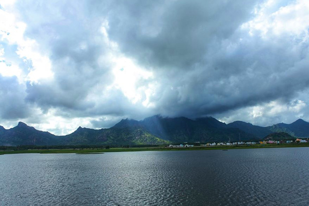 Putheri Lake