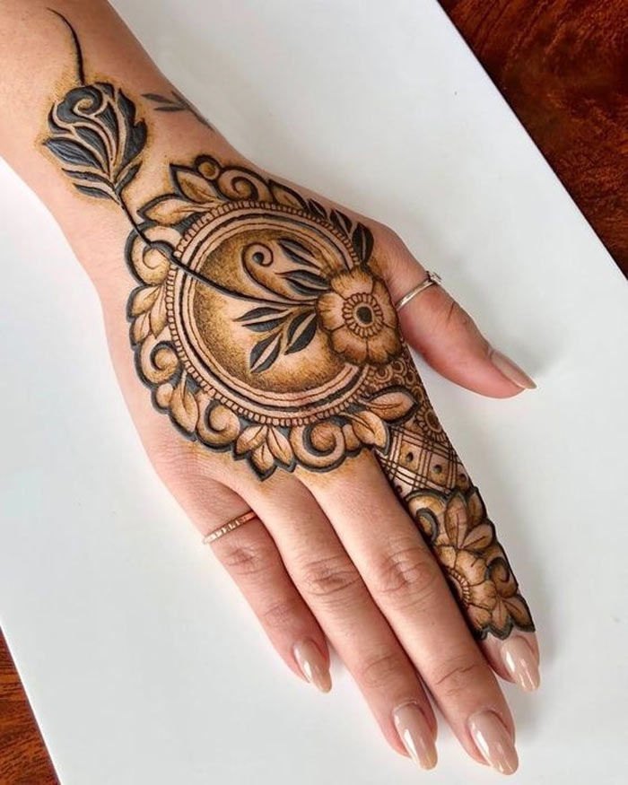 30 Simple & Easy Henna Flower Designs of All Time • Keep Me Stylish