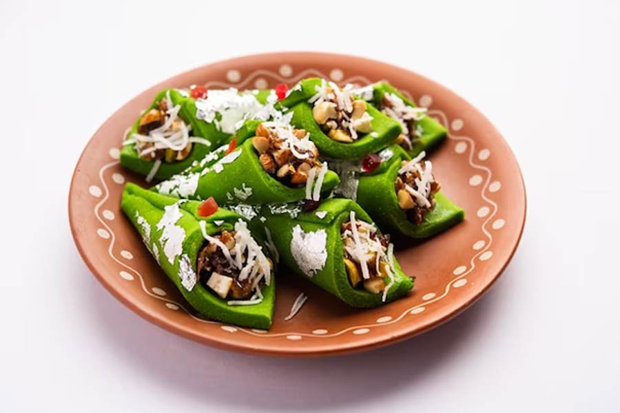 What is added in fire paan in hindi