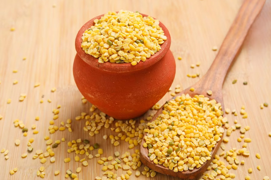 What is the origin of moong dal