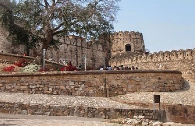 Why is Ayodhya Jhansi