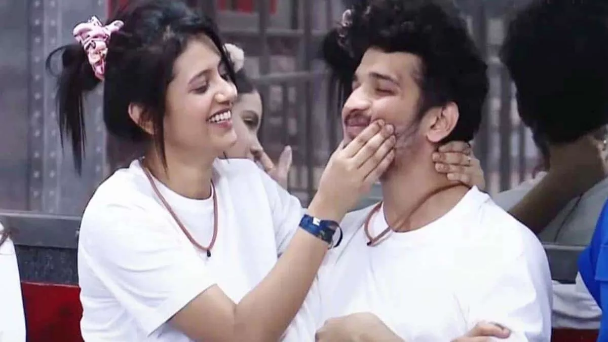 anjali and munawar in lock uo