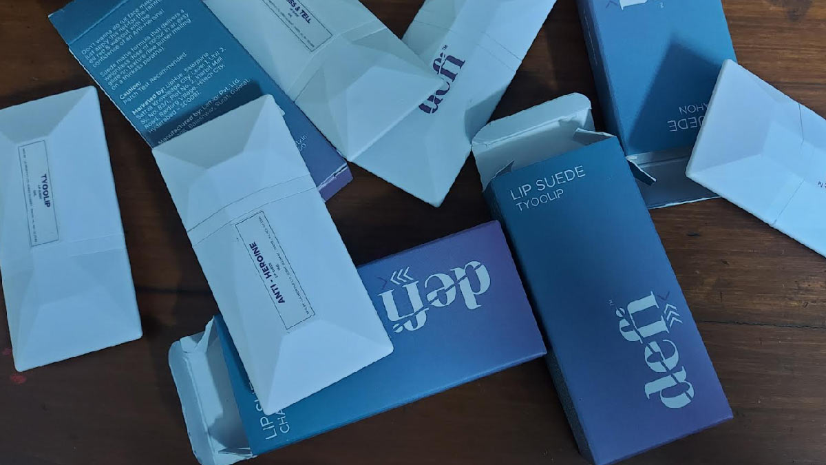 defi lipstick pacakging