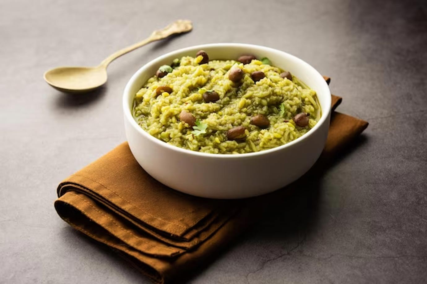 having khichdi on makar sankranti