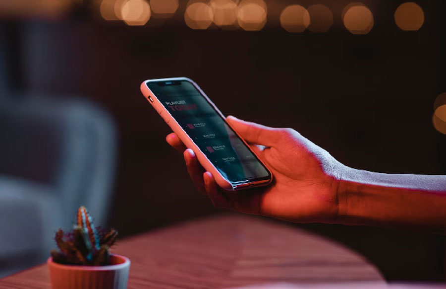 how to get sand out of your phone charging port