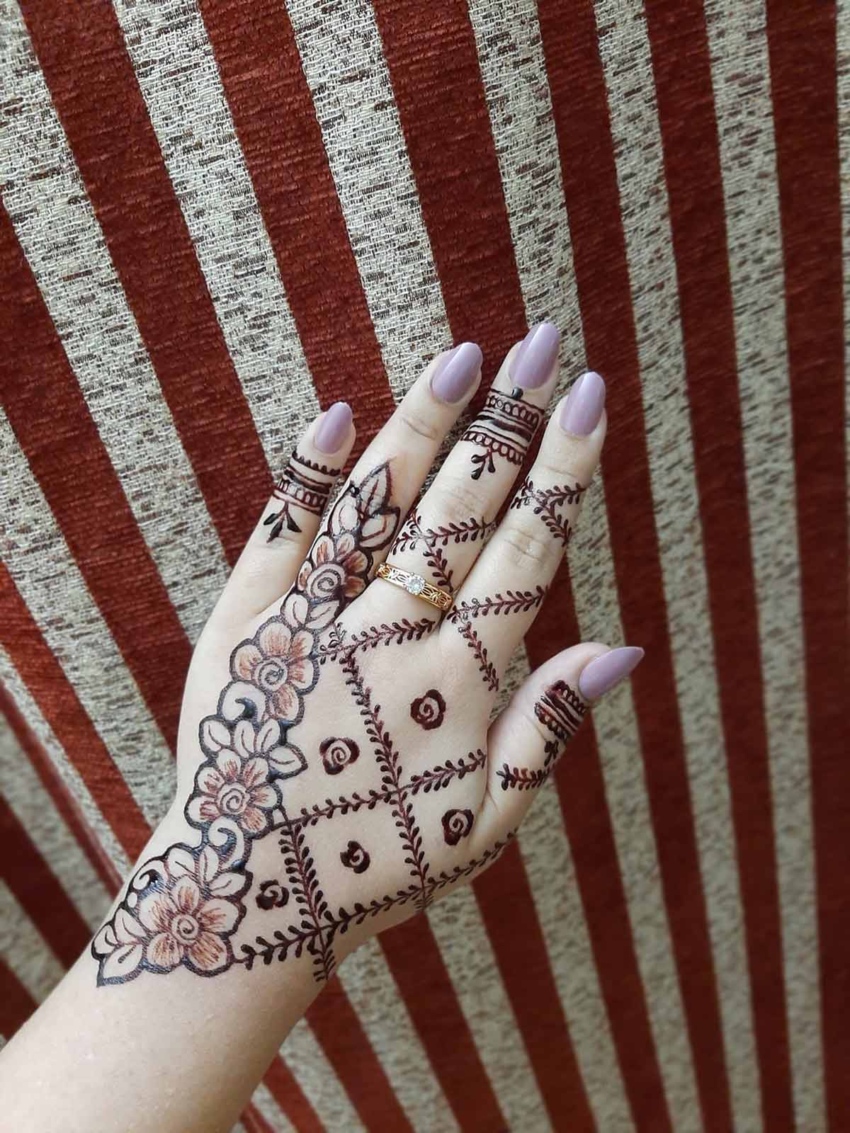 jaal work mehndi