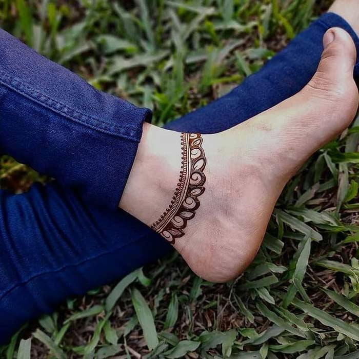 latest jewellery mehndi foot design