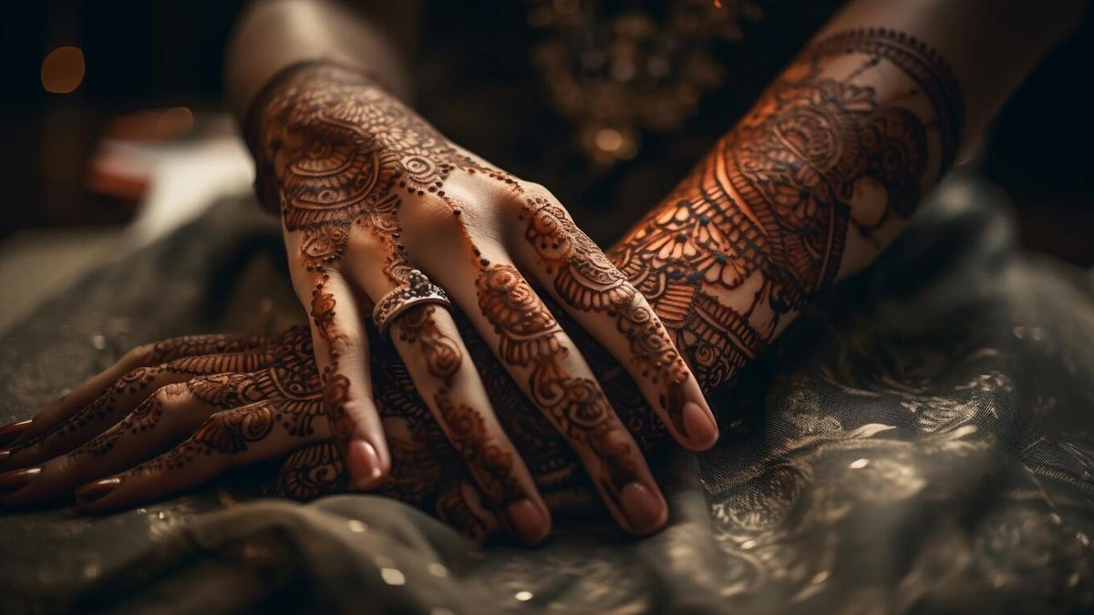 minimal mehndi bridal design