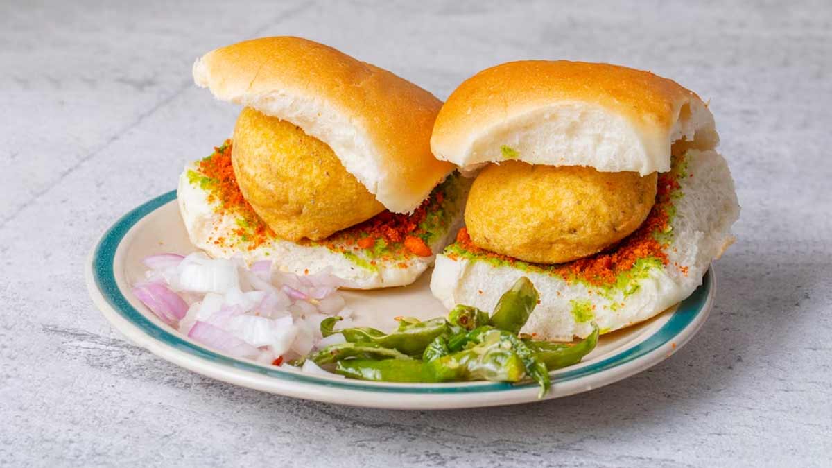 Vada Pav Recipe : மும்பை ஸ்டைல் வட பாவ் செய்முறை 