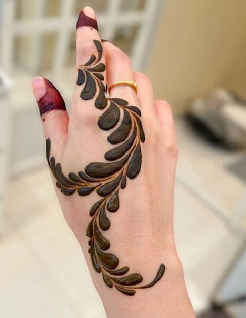 11+ Mehndi Design Bali Images - You Will love to try it | Weddingbels