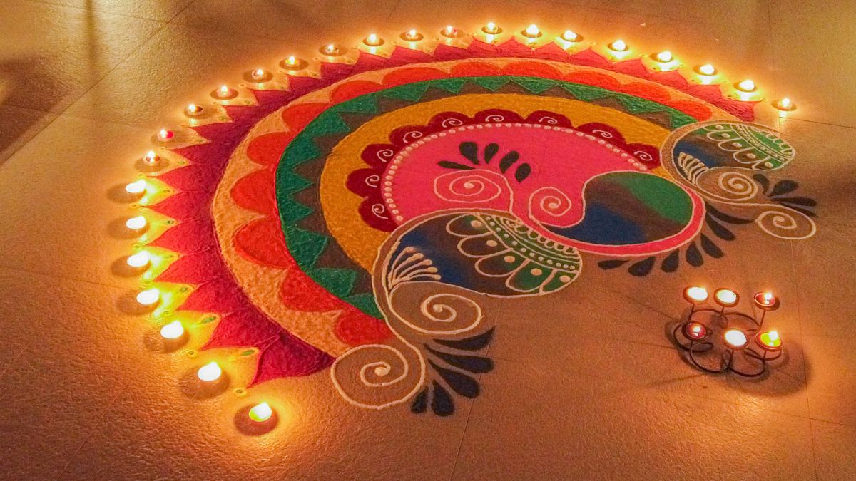 sun shaped rangoli designs