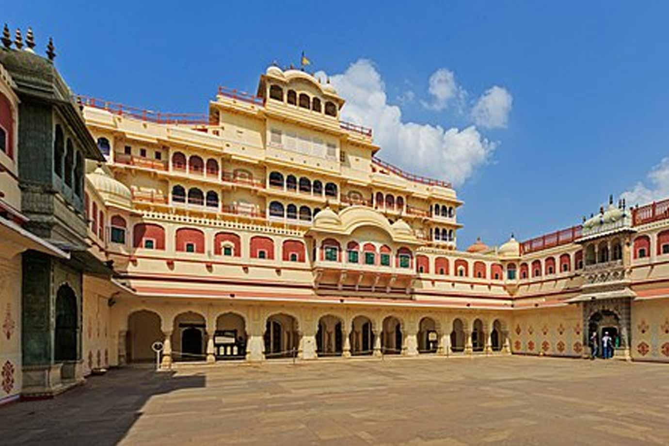 which museum in Jaipur has things