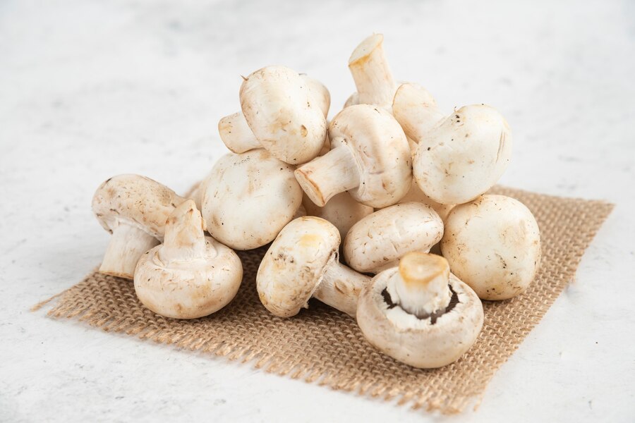 white mushrooms