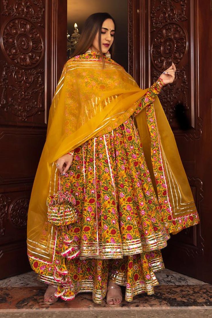 Floral Gota Patti Suit Design